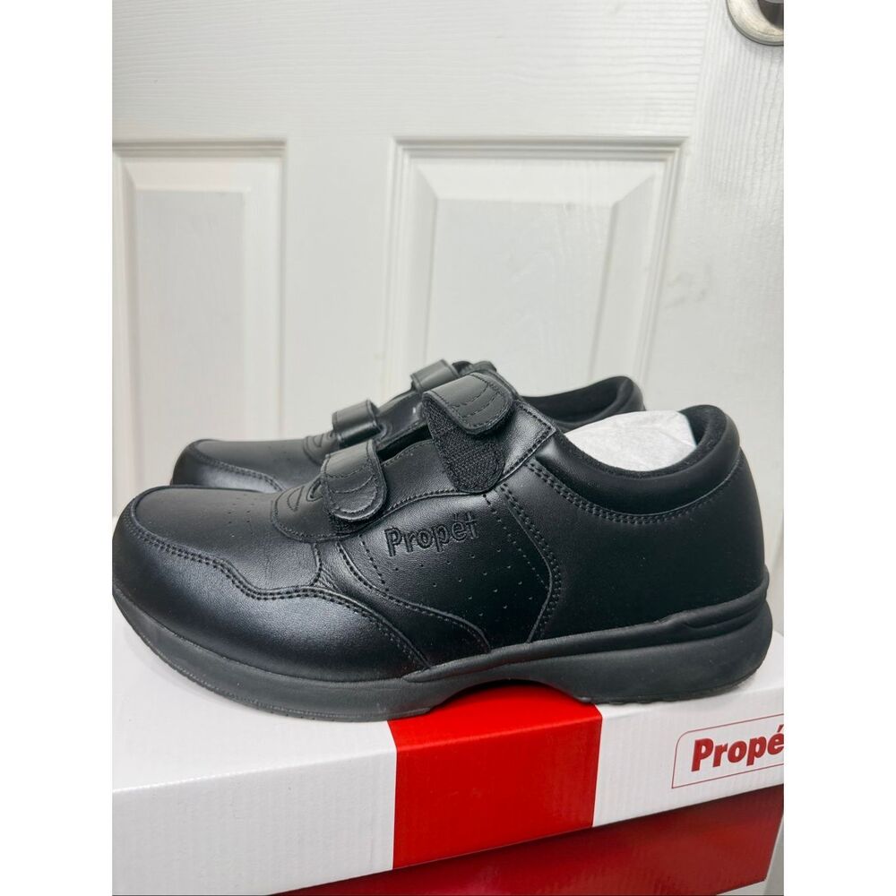 Propet men’s lifewalker strap walking shoes US 9.5